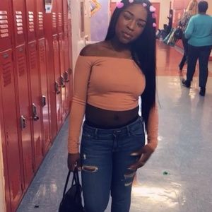 Meet your Posher, Najae